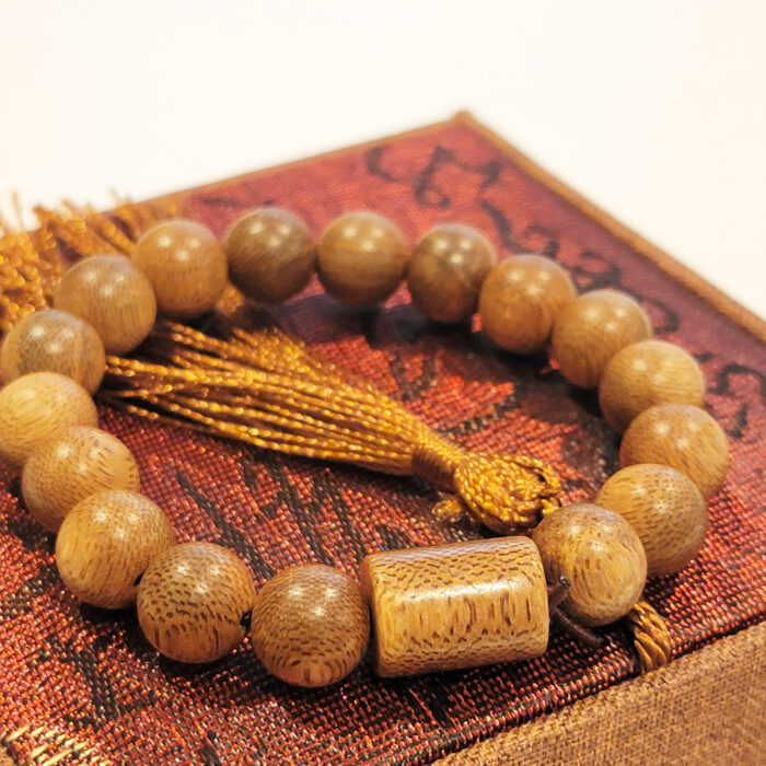 Agarwood Bracelet at Best Price in Ho Chi Minh City, Thanh Pho Ho Chi Minh  | Hoanggiang